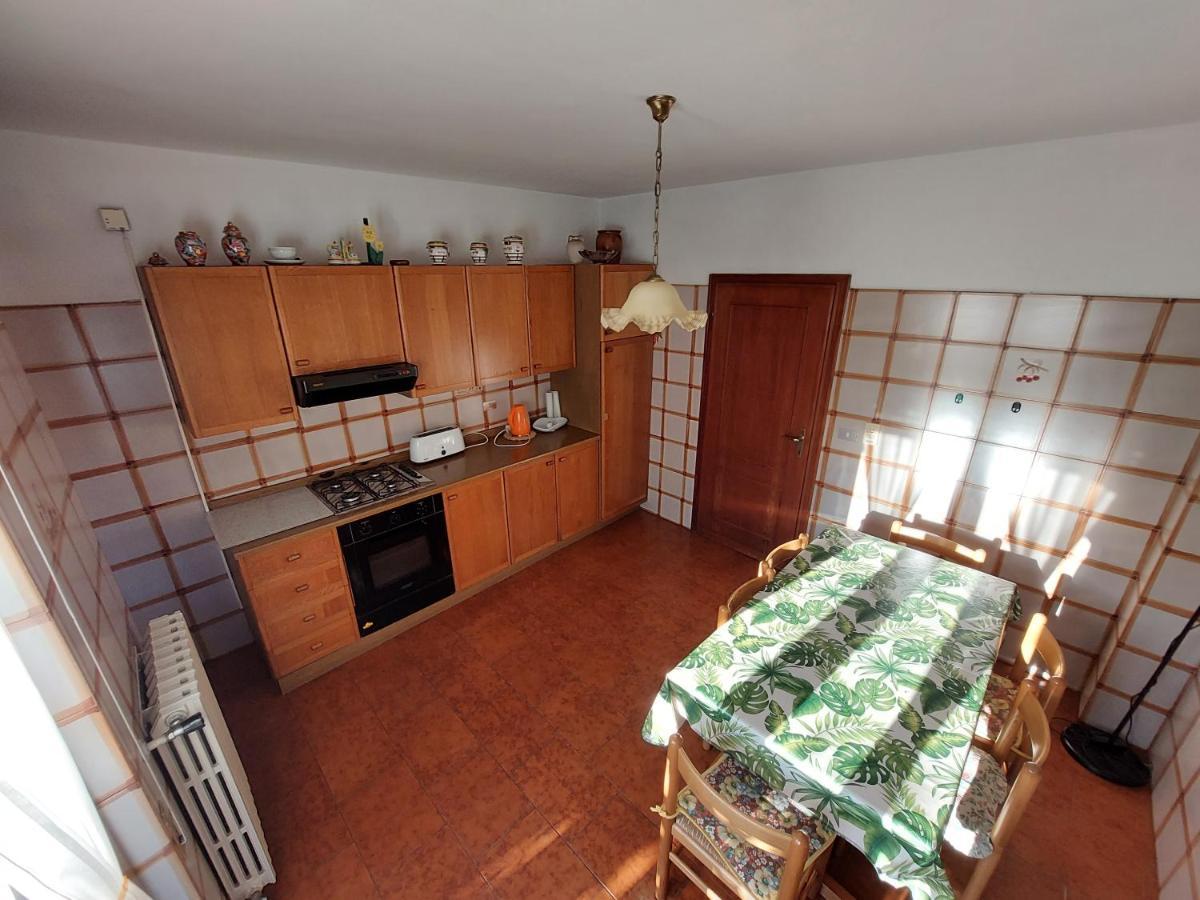 Villa Martina Torbole Sul Garda ภายนอก รูปภาพ
