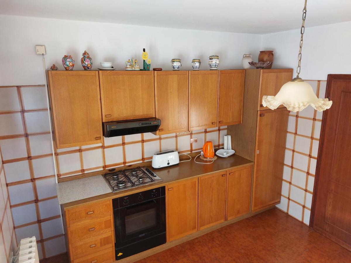Villa Martina Torbole Sul Garda ภายนอก รูปภาพ