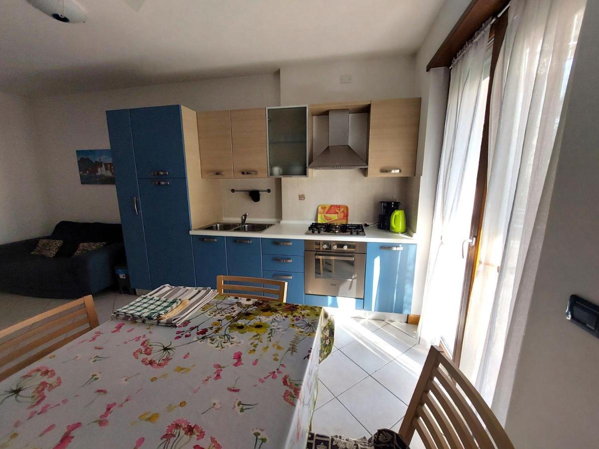 Villa Martina Torbole Sul Garda ภายนอก รูปภาพ