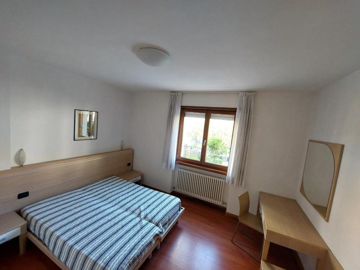 Villa Martina Torbole Sul Garda ภายนอก รูปภาพ