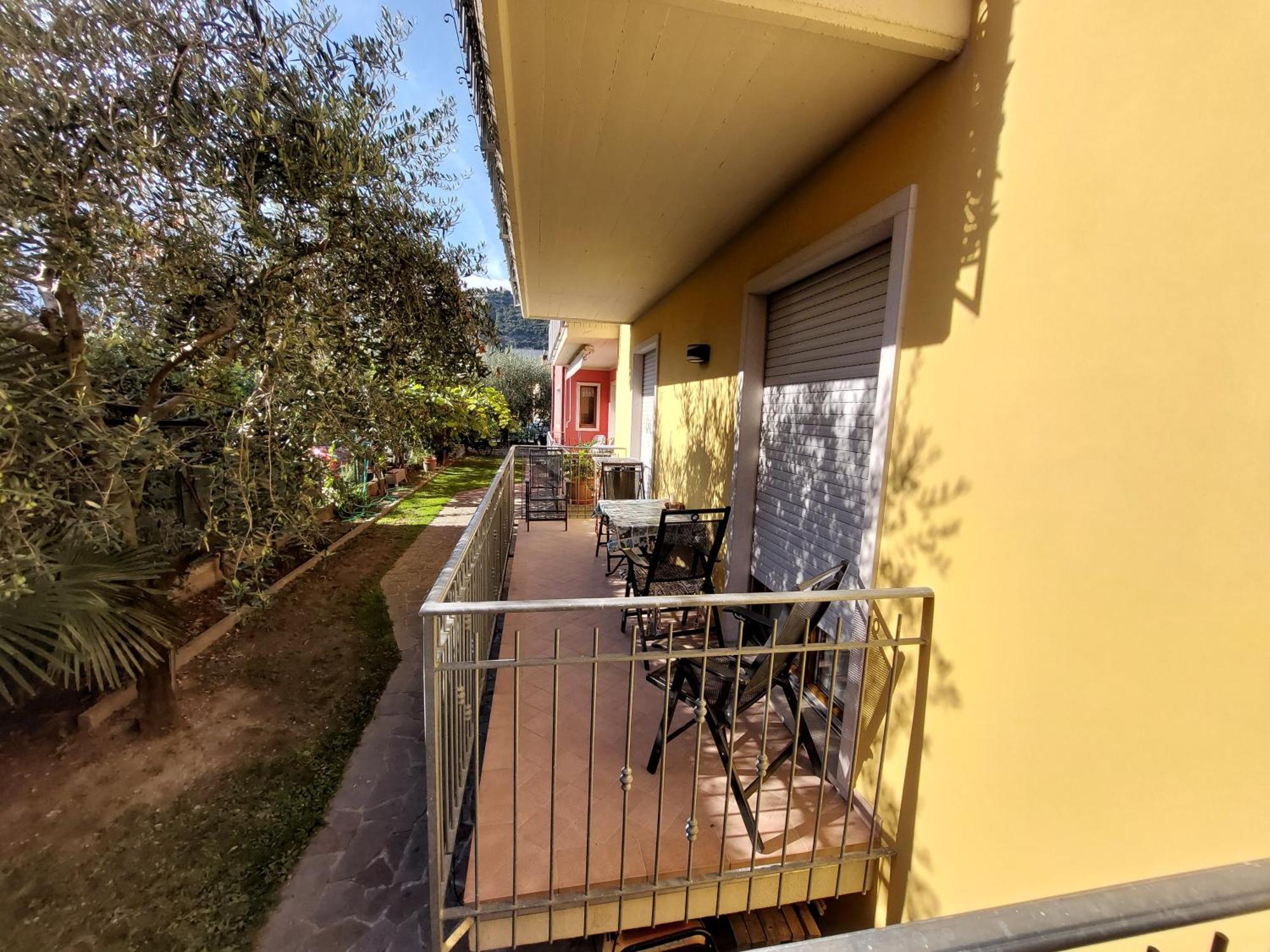 Villa Martina Torbole Sul Garda ภายนอก รูปภาพ