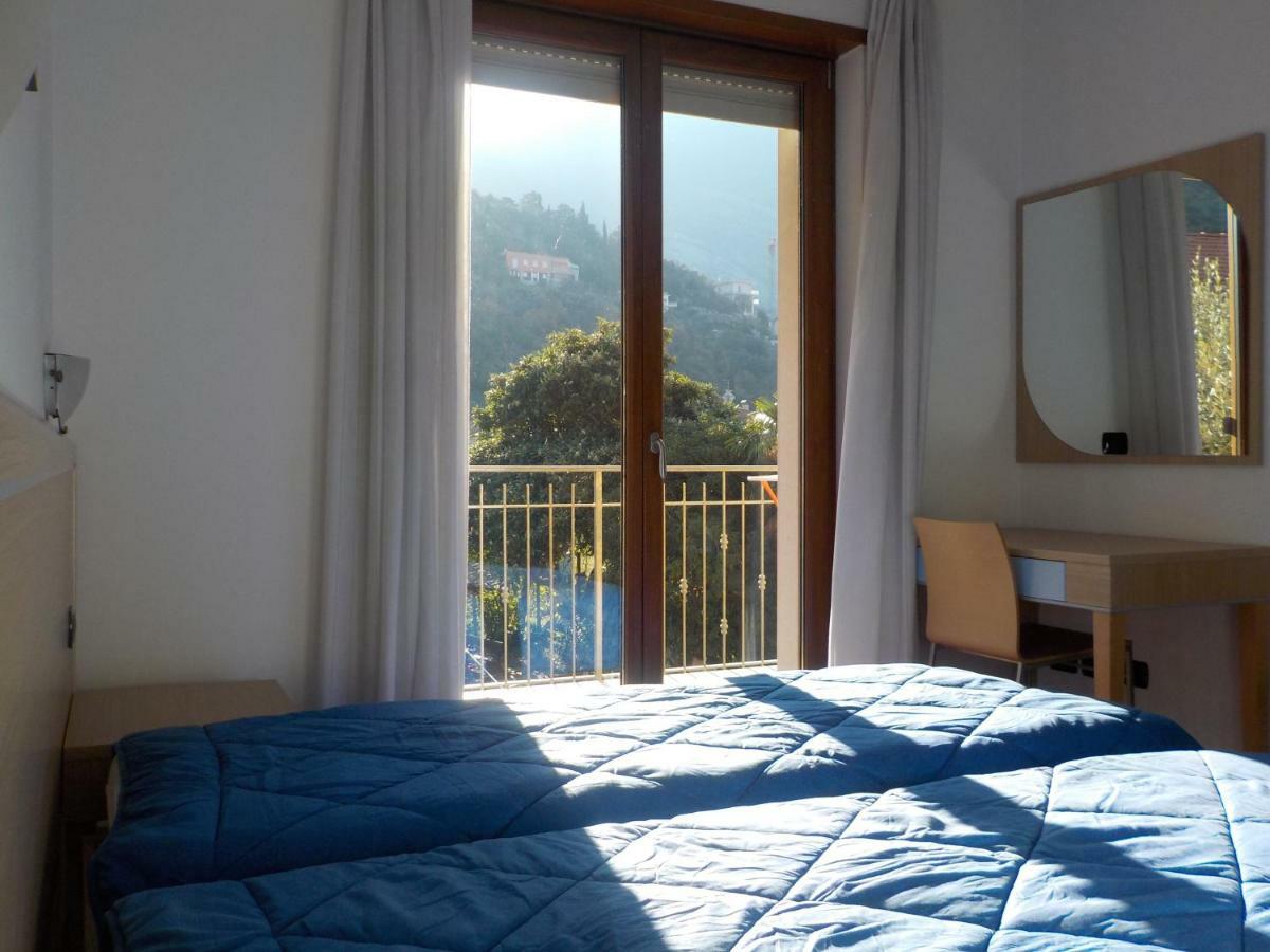 Villa Martina Torbole Sul Garda ภายนอก รูปภาพ