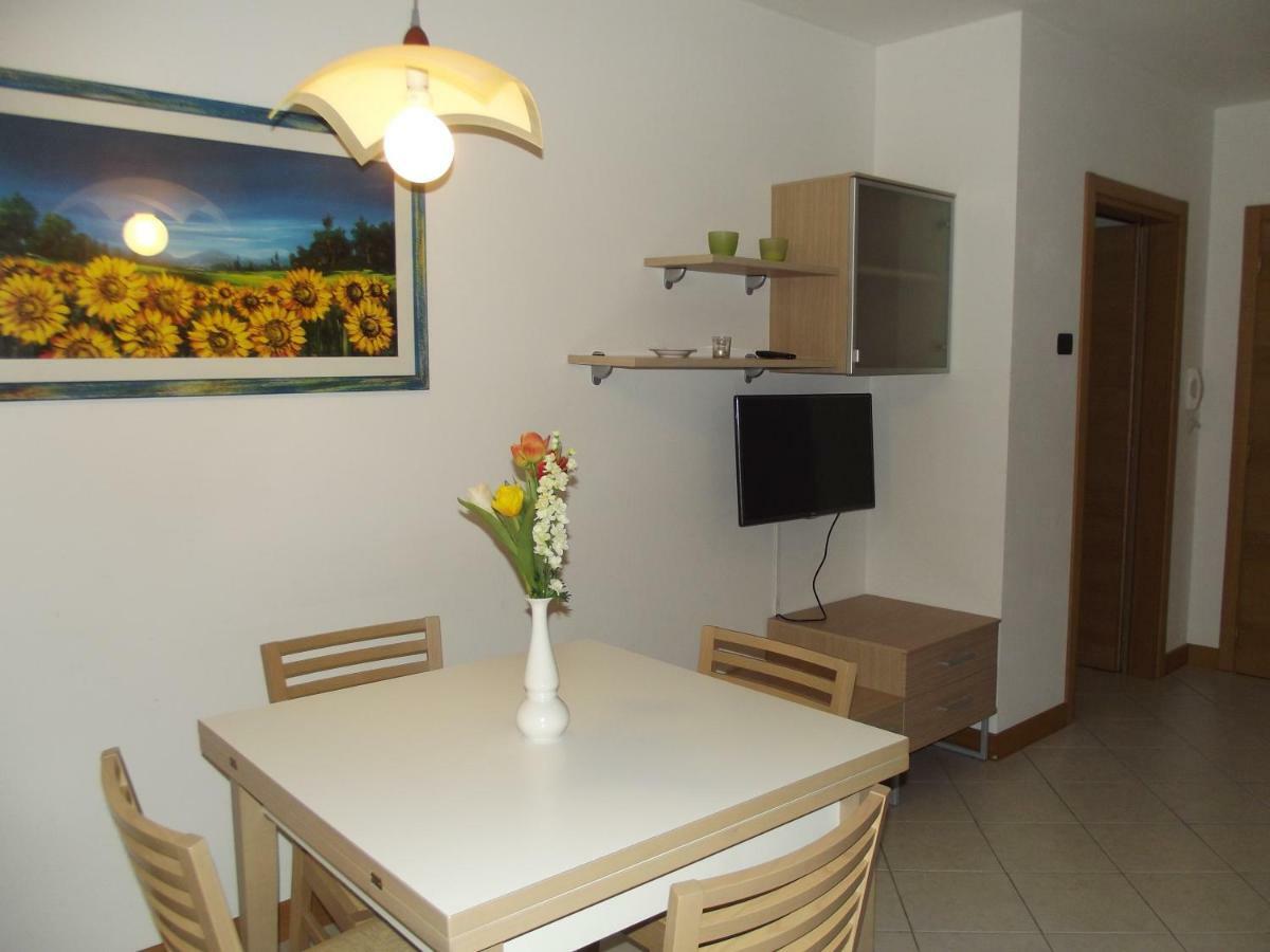 Villa Martina Torbole Sul Garda ภายนอก รูปภาพ